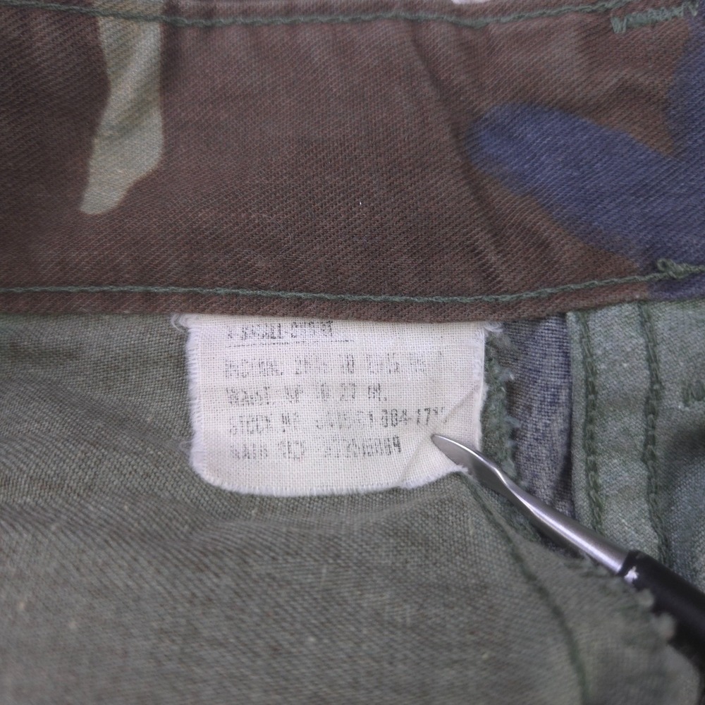 Vintage Military Pants Size 27x28 Army Camo Camouflage Tailored Distressed Cargo - Picture 12 of 14